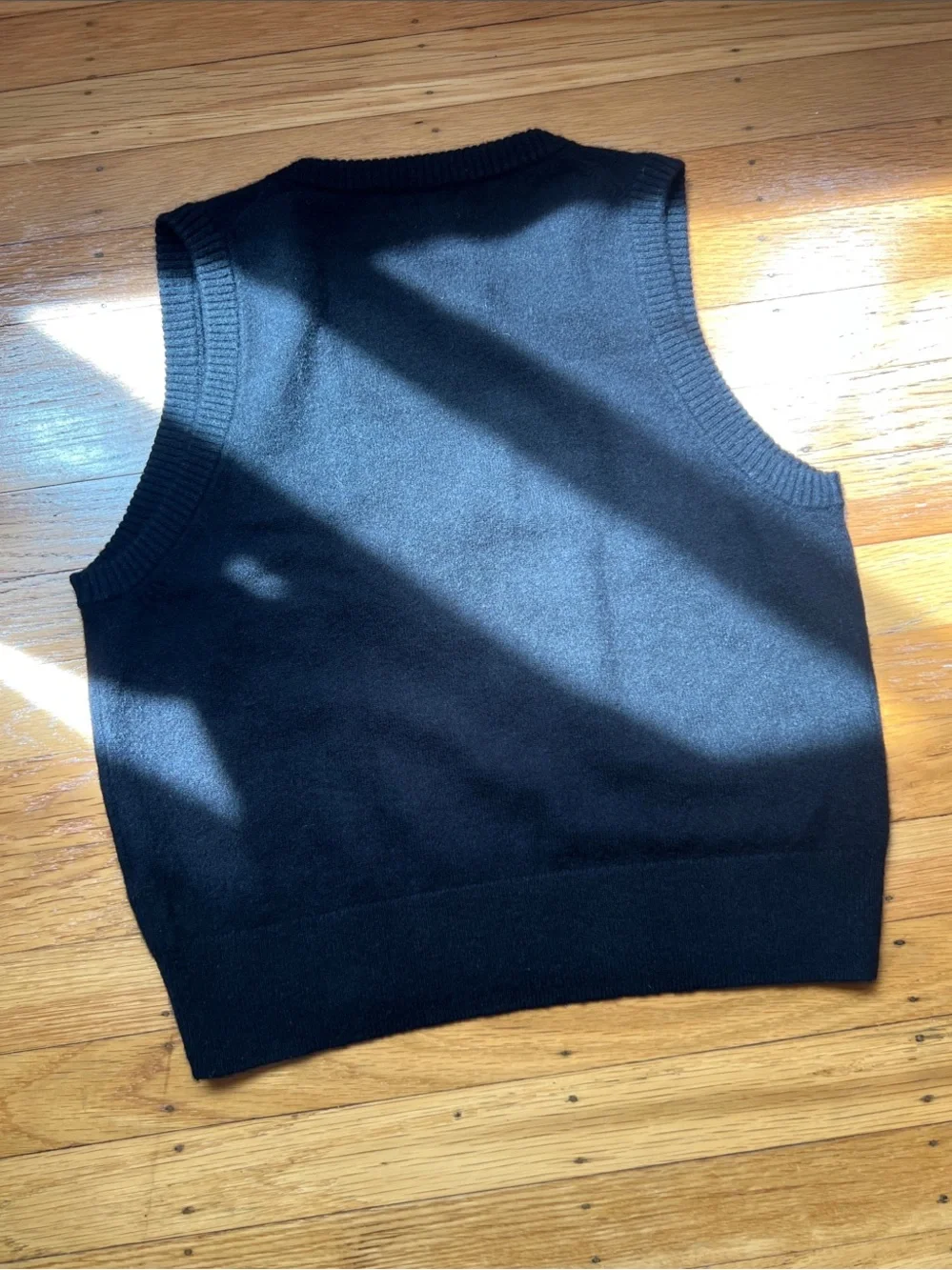J. Crew Black V-Neck Sweater Vest - Classic Knit